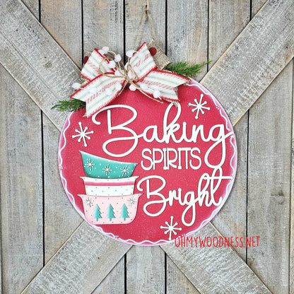 Baking Spirits Bright Round Door Hanger - 10.5 inches - DIY